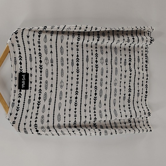 Milk snob car seat nursing cover black white arrows - Picture 2 of 4